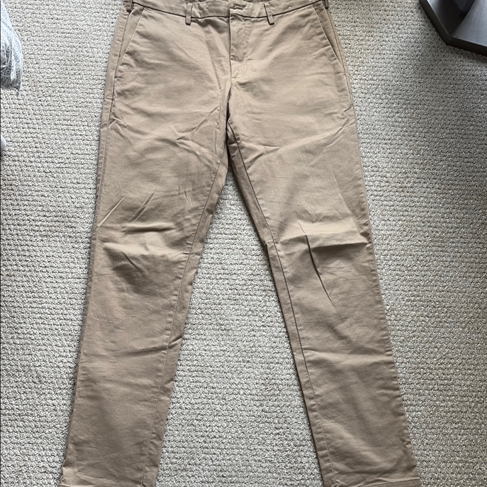 Men's Khaki slim pants by Uniqlo. 34”x 34”. Great condition. Worn once!